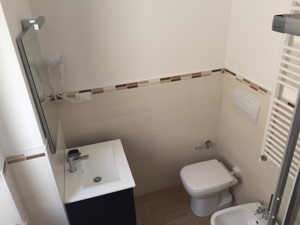 Mario Al Borgo Otel San Benedetto del Tronto Oda fotoğraf