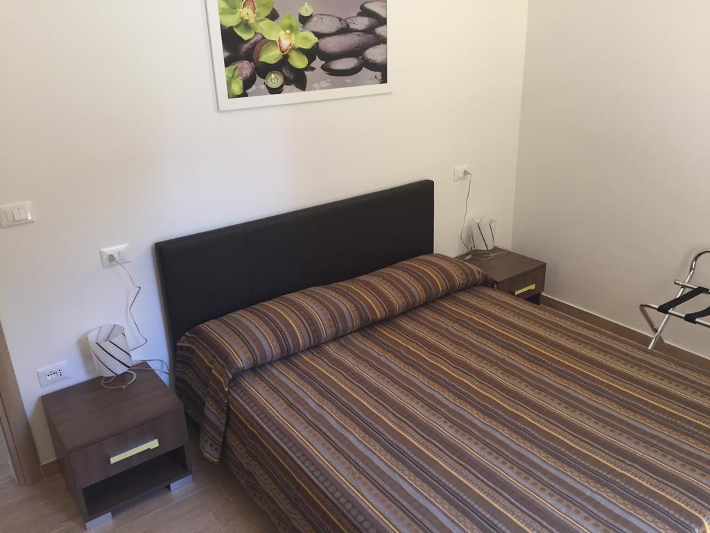 Mario Al Borgo Otel San Benedetto del Tronto Oda fotoğraf